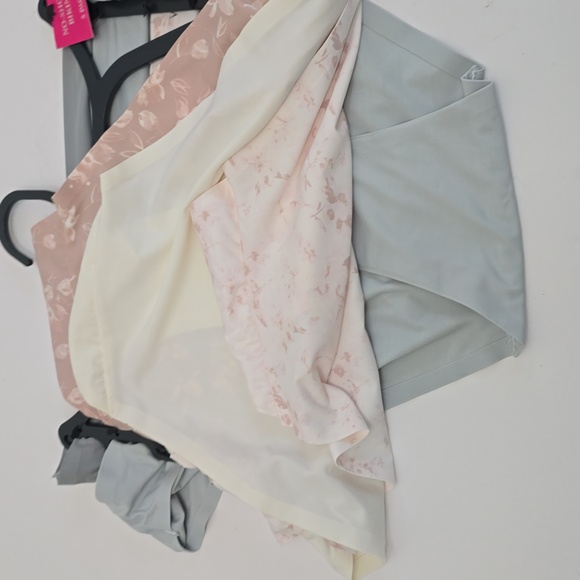 NWT Vince Camuto 5 Pack No Show Bikini Panties Floral Solid Gray Mauve Size XL - Picture 12 of 12